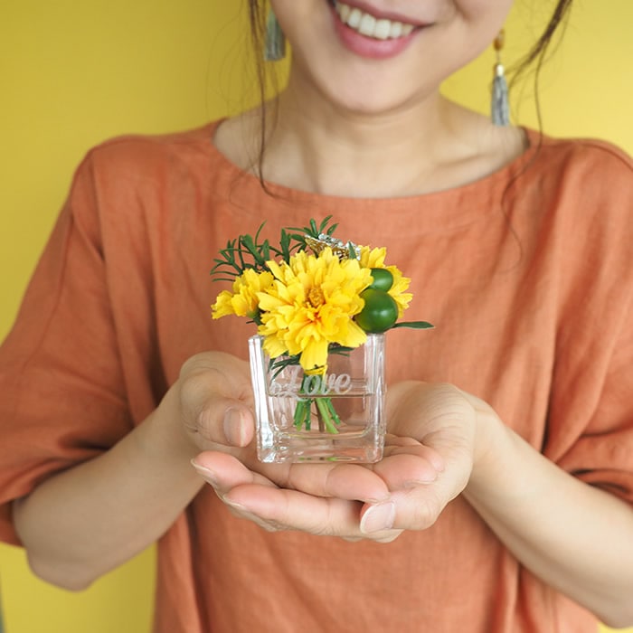 マリーゴールドに想いをのせて・・ 二人の記念日に、初めての「花贈り」を