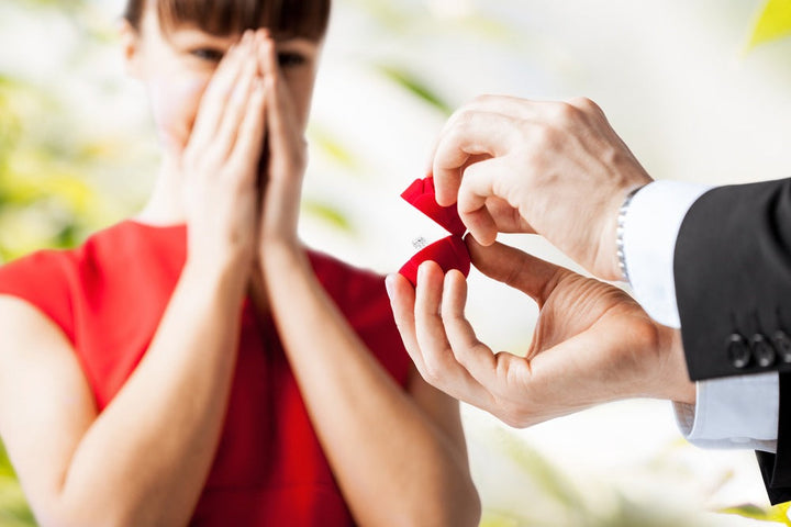 プロポーズ成功後にするべきこと7選。ご両家挨拶、結婚式などのスケジュールガイド