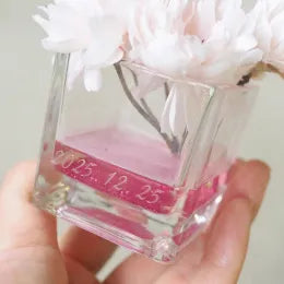 花器には日付をレーザー刻印