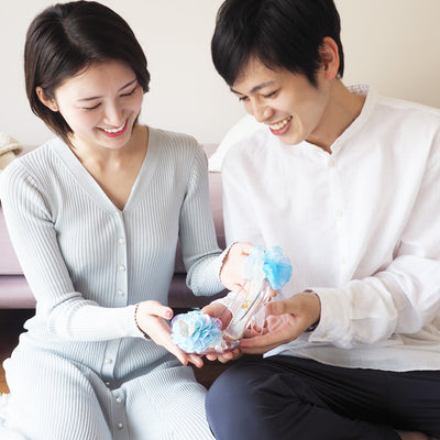 渡しながら「結婚してください」と言葉で伝えてくださいね