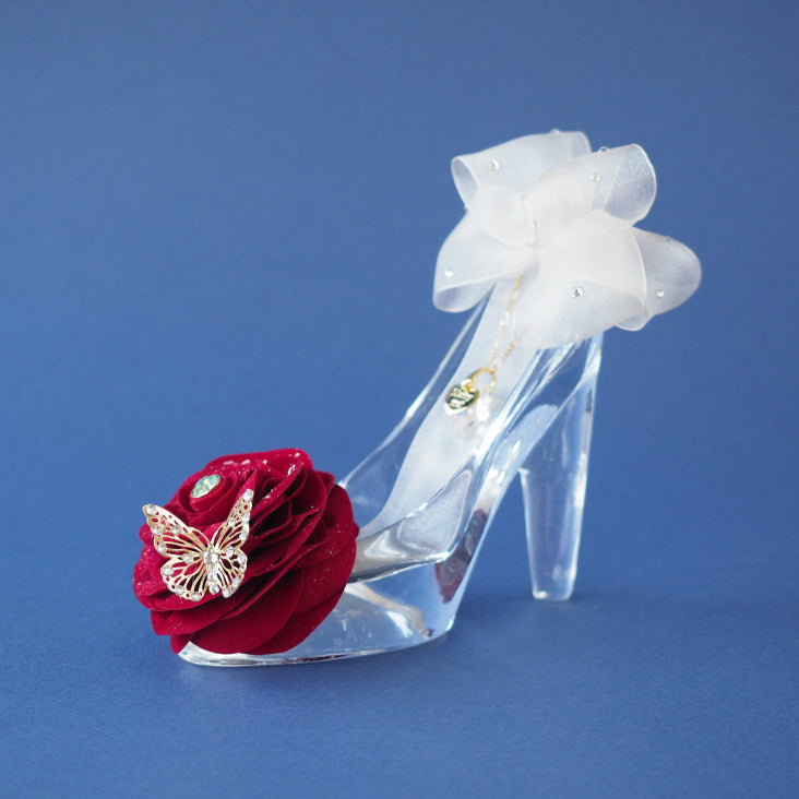 【中古】 シンデレラに靴を/ハーパーコリンズ・ジャパン/マリ・フェラレーラ 中古】 シンデレラに靴を/ハーパーコリンズ・ジャパン/マリ