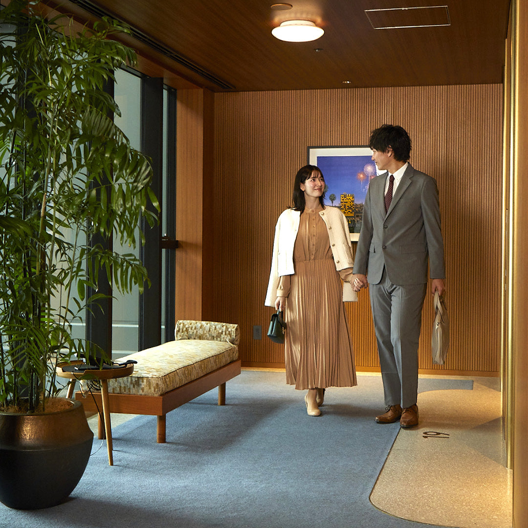 ポケットやカバンに隠せるので、旅行やホテルなど外出先でのプロポーズもバレることなく安心です