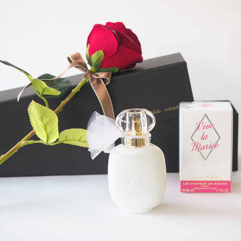誕生日・プロポーズは1本の赤バラと花瓶セット MERIA ROOM PROPOSE