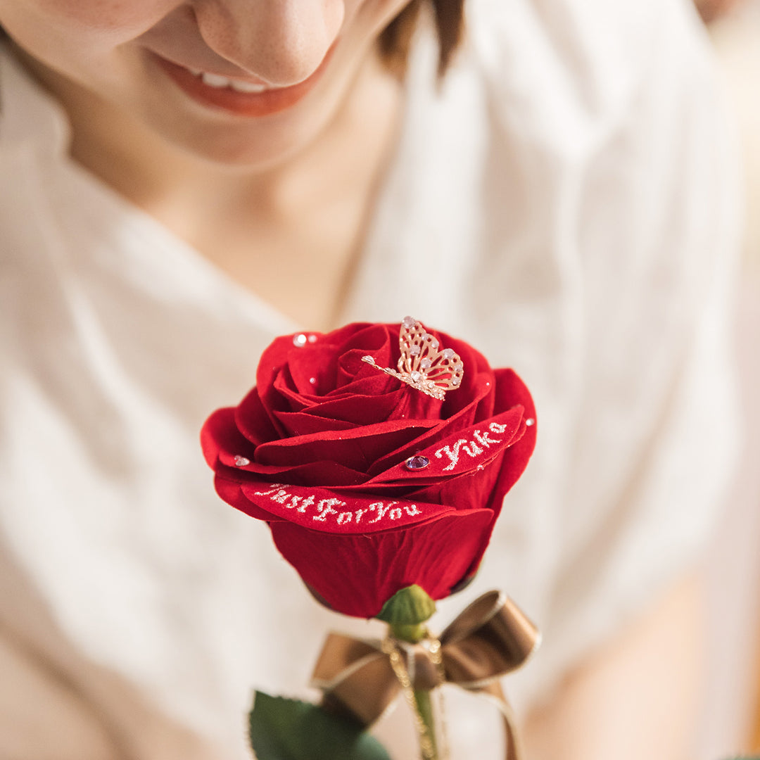 「ずっと枯れない、世界に1本のバラ」は、特別な人に贈りたい殿堂入りギフト