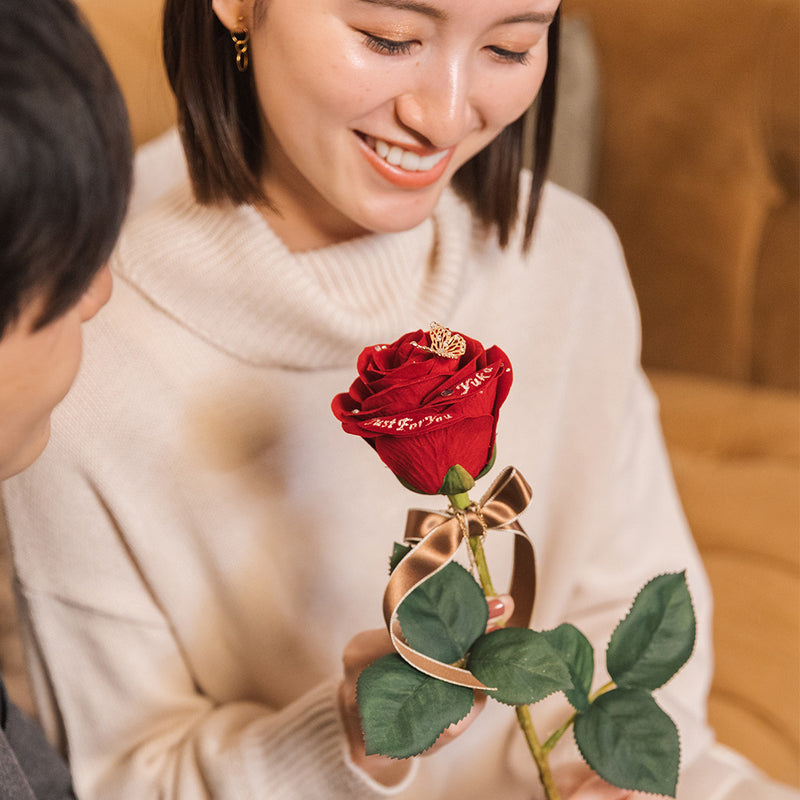「ずっと枯れない、世界に1本のバラ」は、特別な人に贈りたい殿堂入りギフト