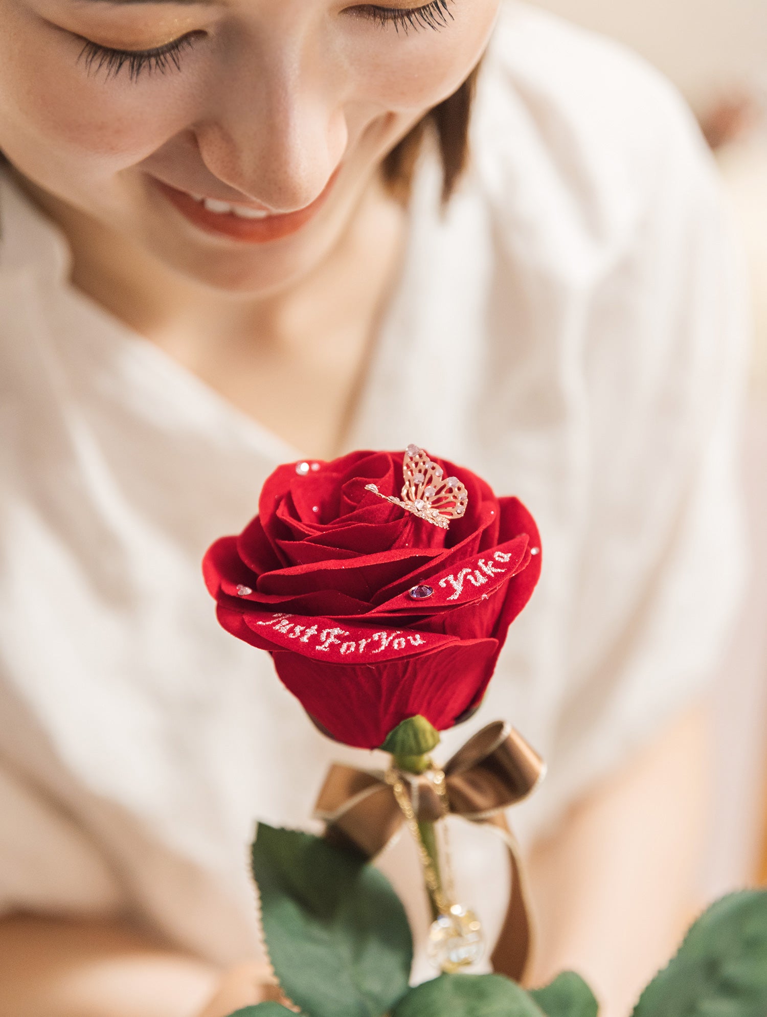誕生日・プロポーズは1本の赤バラと花瓶セット MERIA ROOM PROPOSE