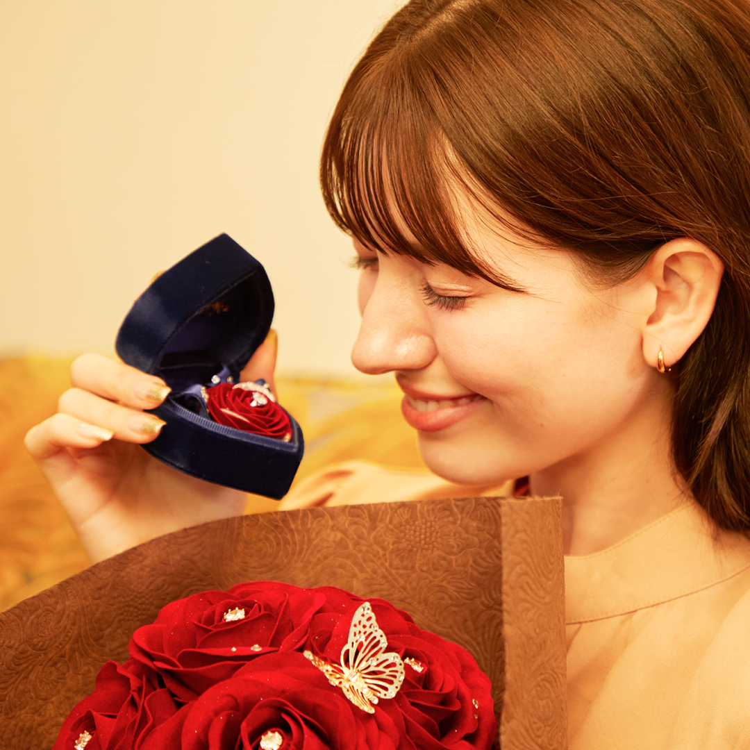 バラの花束＆箱パカの、憧れプロポーズが完成♪