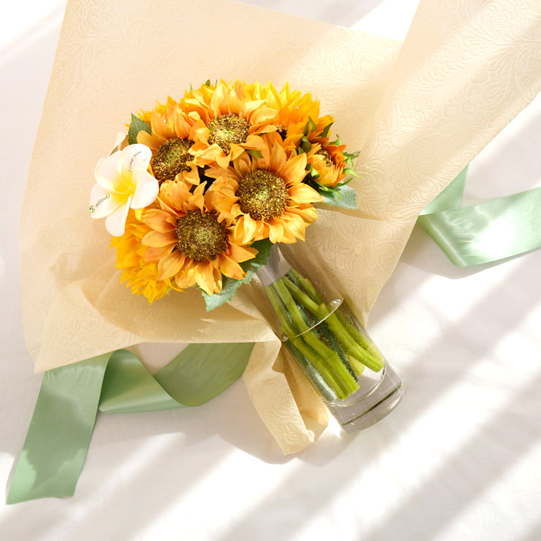 誕生日・プロポーズはひまわりの花束とガラス花瓶セット MERIA ROOM